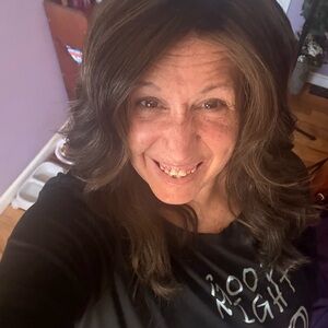 Belle Tress Elle heat friendly synthetic wig in coolest dark brown R